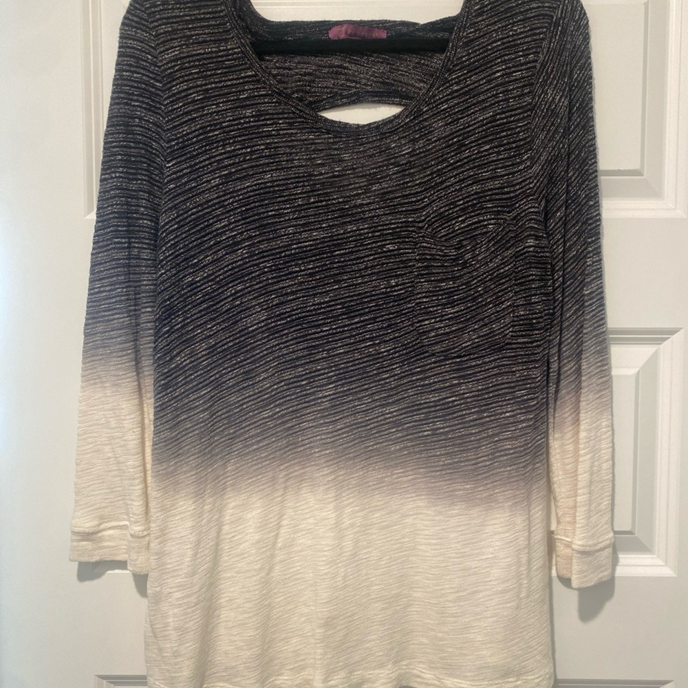 Women's Black and White Ombre Top peek a boo back comfort